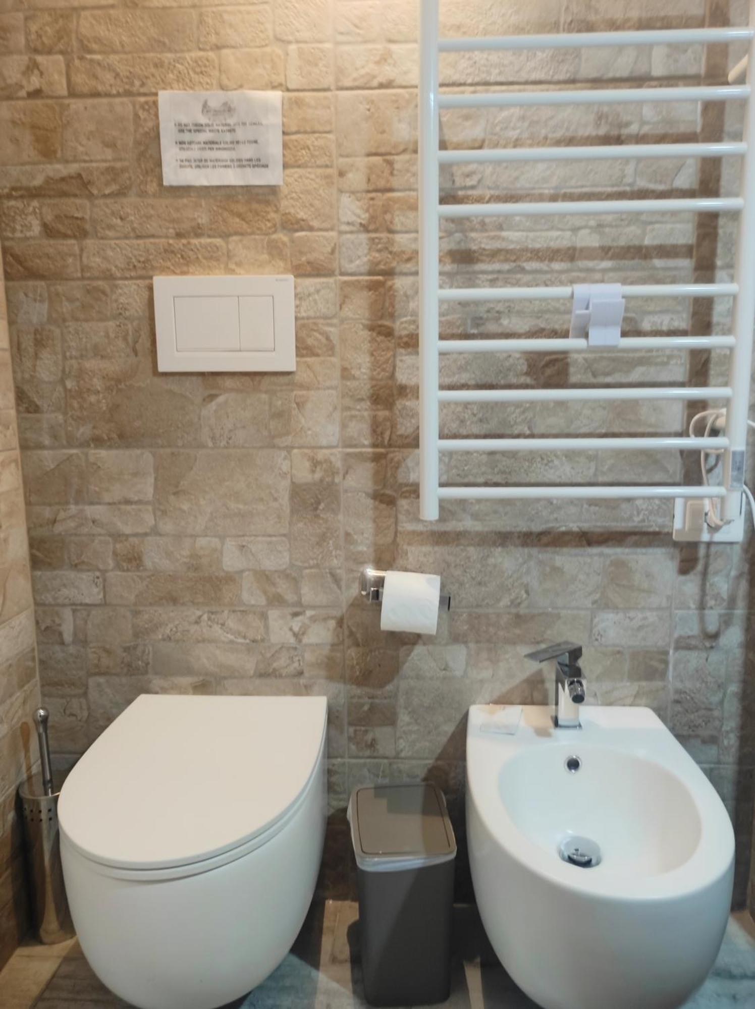 Apartment Il Plebiscito Luxury Loft Fronte Basilica